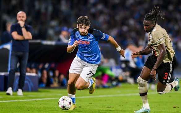 ნაპოლი - აიაქსი 4:2